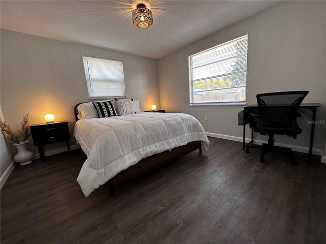 38750 & 38752 2ND AVENUE, Zephyrhills, FL 33542