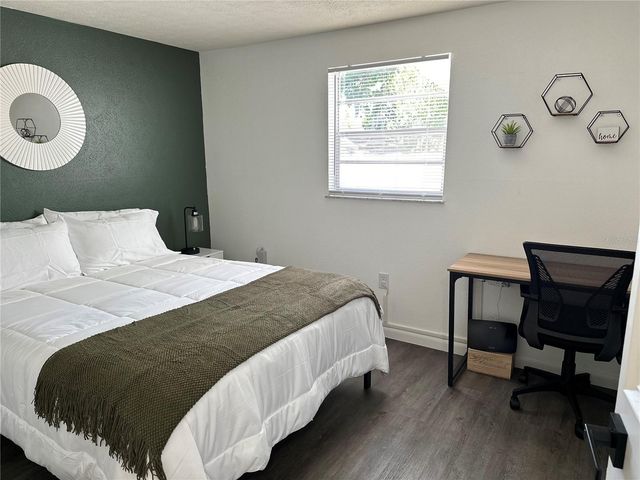 38750 & 38752 2ND AVENUE, Zephyrhills, FL 33542