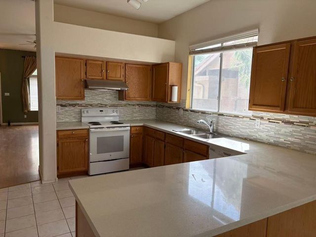 1722 E Detroit Street, Chandler, AZ 85225