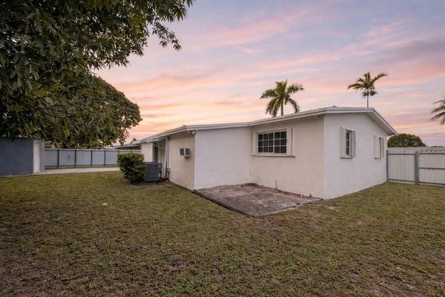 3970 NW 195th Street, Miami Gardens, FL 33055