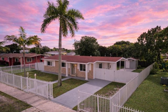 3970 NW 195th Street, Miami Gardens, FL 33055