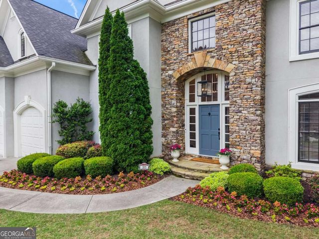 105 Crestwicke Trace, Atlanta, GA 30319