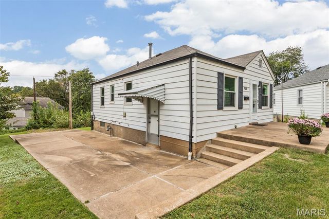 1355 Fairmount Court, St Louis, MO 63139