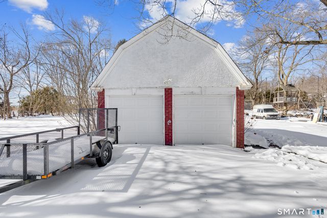 142 Washington Avenue, Hamden, CT 06518