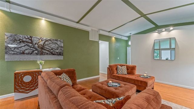 11 Worcester Drive, Bella Vista, AR 72714