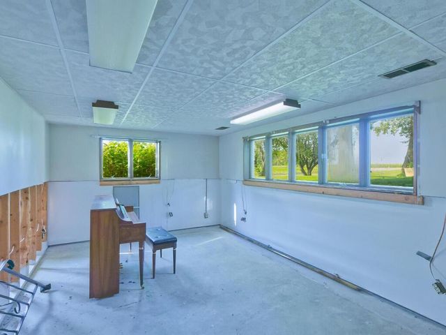 15092 Highway 15 S, Hutchinson, MN 55350