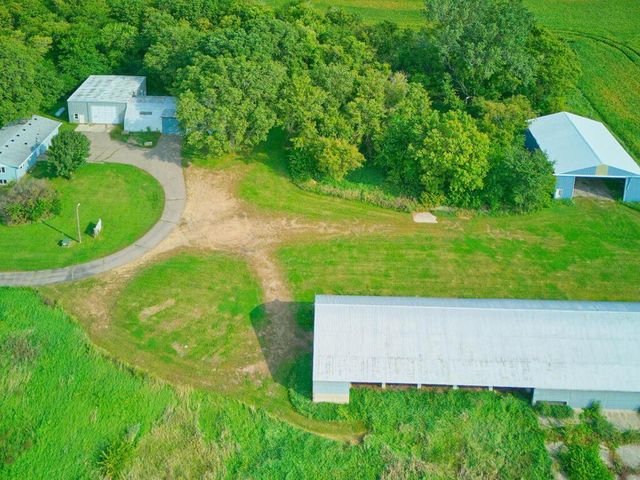 15092 Highway 15 S, Hutchinson, MN 55350