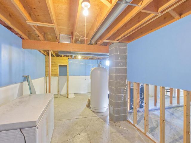 15092 Highway 15 S, Hutchinson, MN 55350