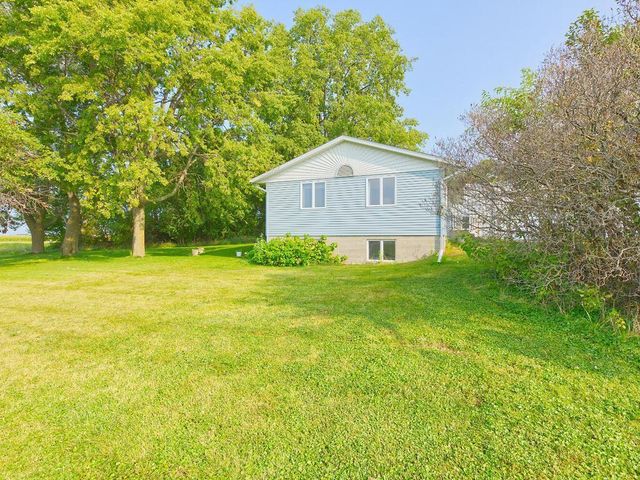 15092 Highway 15 S, Hutchinson, MN 55350