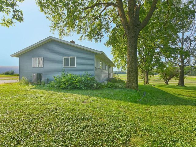 15092 Highway 15 S, Hutchinson, MN 55350