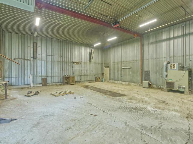 15092 Highway 15 S, Hutchinson, MN 55350