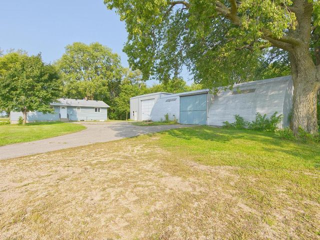 15092 Highway 15 S, Hutchinson, MN 55350