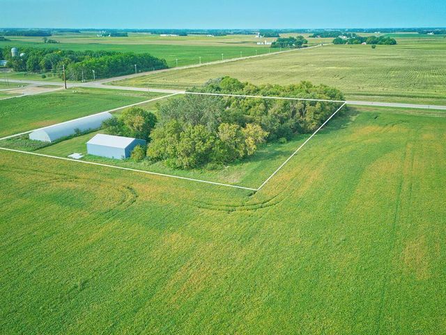 15092 Highway 15 S, Hutchinson, MN 55350