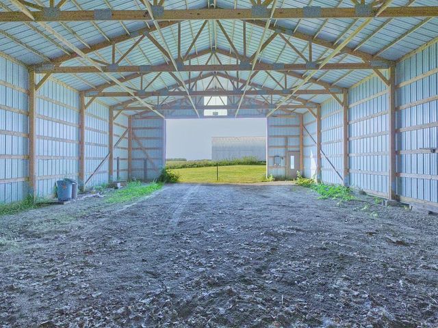 15092 Highway 15 S, Hutchinson, MN 55350