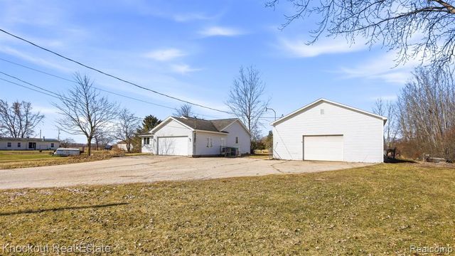 7045 Hospital Road, Freeland, MI 48623