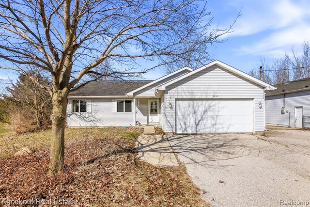 7045 Hospital Road, Freeland, MI 48623