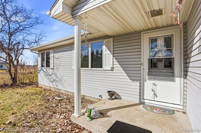 7045 Hospital Road, Freeland, MI 48623