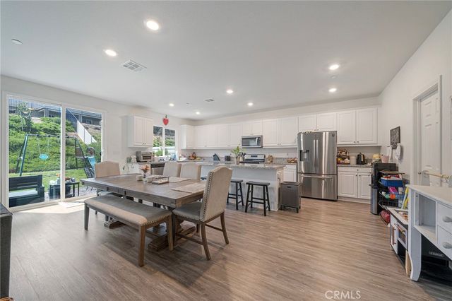 7874 Brass Kettle Circle, Riverside, CA 92507