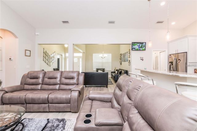 5816 LITTLE RIVER DRIVE, Tampa, FL 33615