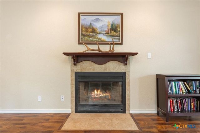 7511 N Lakeview Drive, Salado, TX 76571