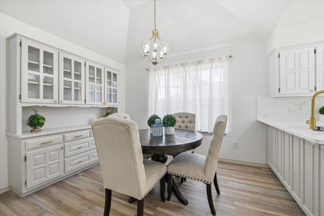 517 E Beady Road, Arlington, TX 76006