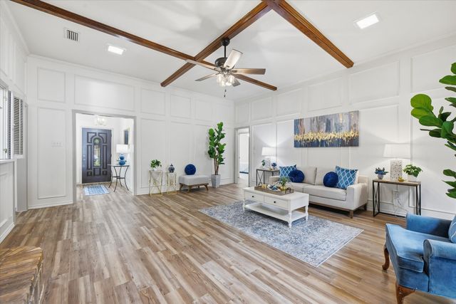 517 E Beady Road, Arlington, TX 76006