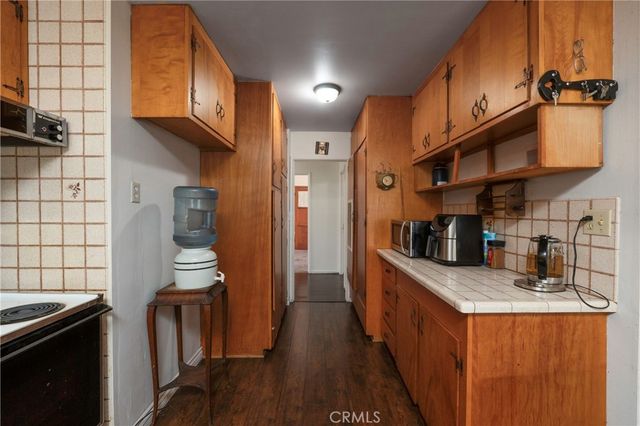 8841 California, Riverside, CA 92503