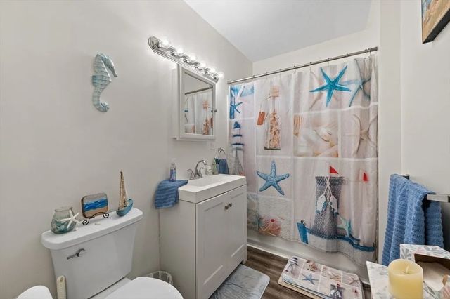 97 Courtland Street 3, Worcester, MA 01602