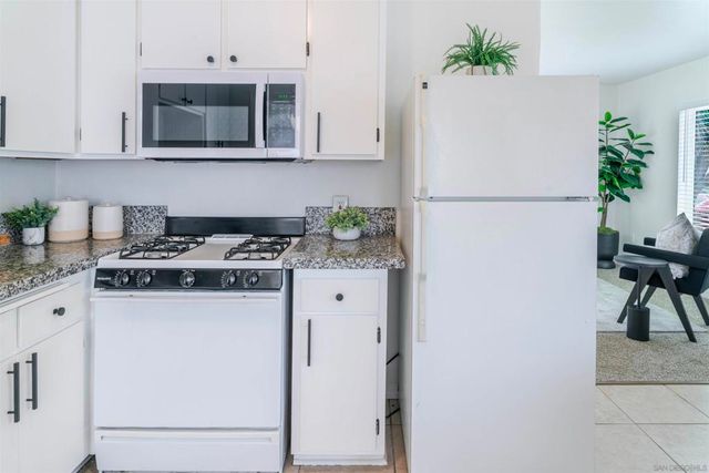 260 E St, Chula Vista, CA 91910