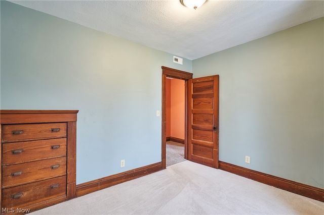 3218 Marvin Avenue, Cleveland, OH 44109