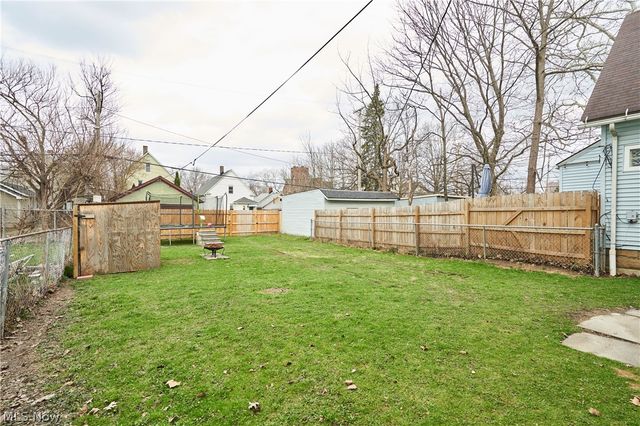 3218 Marvin Avenue, Cleveland, OH 44109