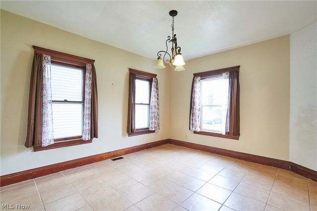 3218 Marvin Avenue, Cleveland, OH 44109