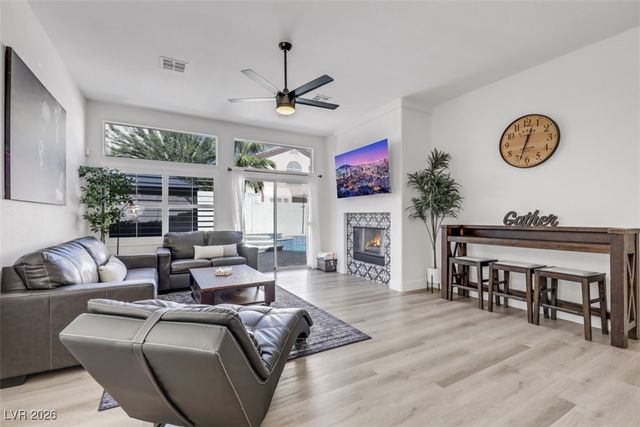 10082 Prairie Dove Avenue, Las Vegas, NV 89117