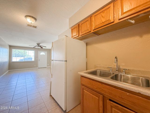 7101 N 36TH Avenue 134, Phoenix, AZ 85051