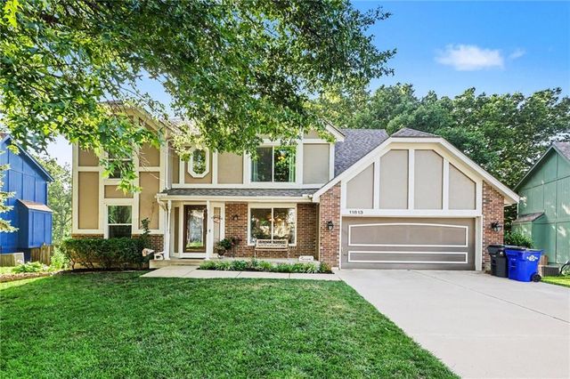 11613 S Penrose Street, Olathe, KS 66061