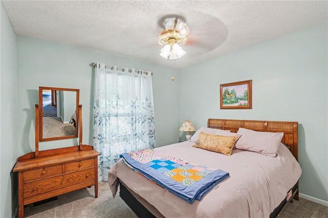 11613 S Penrose Street, Olathe, KS 66061