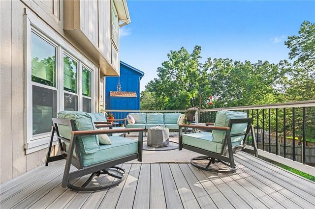 11613 S Penrose Street, Olathe, KS 66061