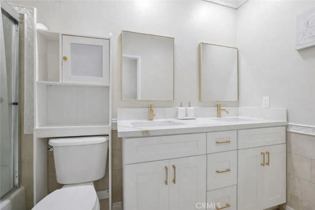 121 Sinclair Avenue 213, Glendale, CA 91206