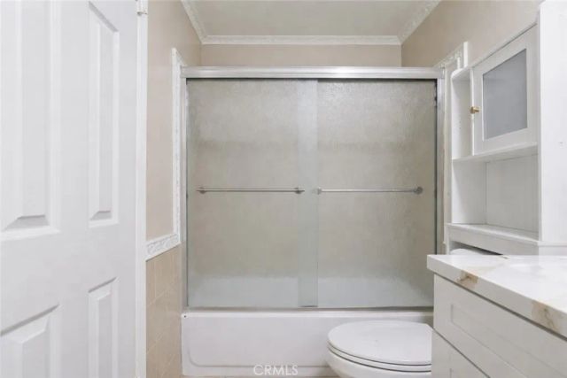 121 Sinclair Avenue 213, Glendale, CA 91206