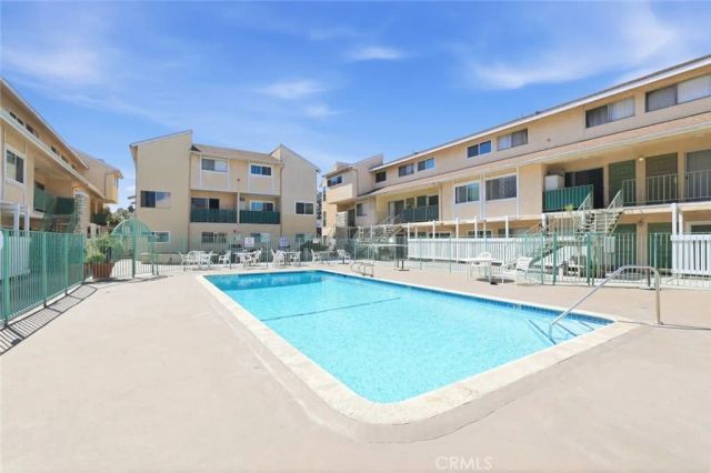 121 Sinclair Avenue 213, Glendale, CA 91206