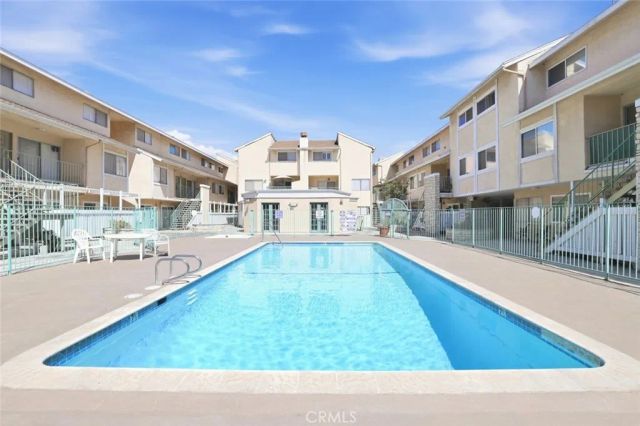 121 Sinclair Avenue 213, Glendale, CA 91206