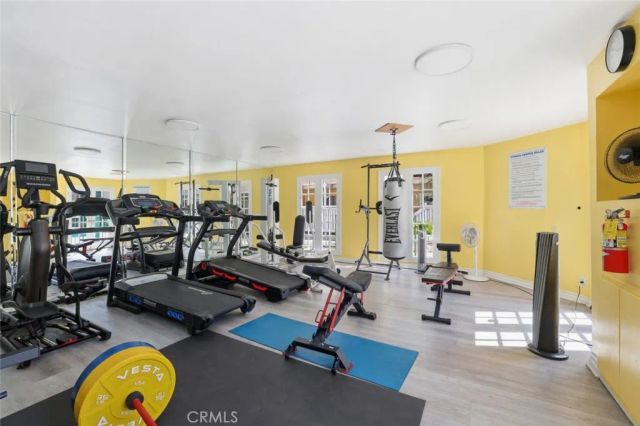 121 Sinclair Avenue 213, Glendale, CA 91206