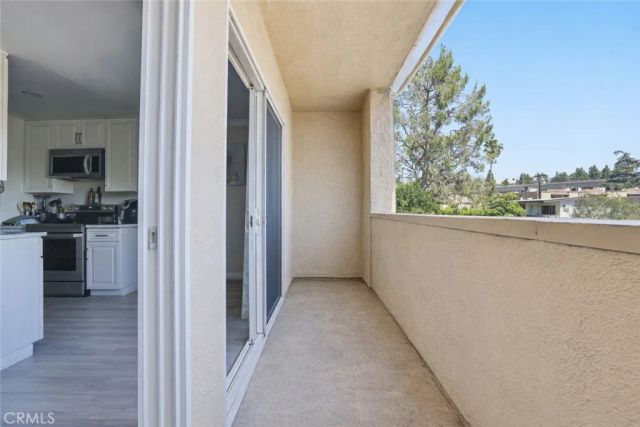 121 Sinclair Avenue 213, Glendale, CA 91206