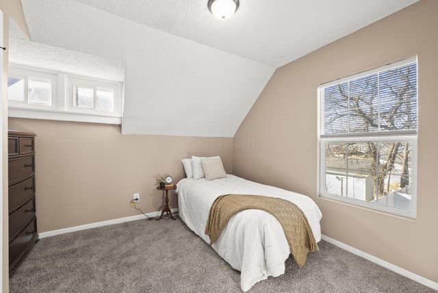 674 Stanley Avenue, Columbus, OH 43206