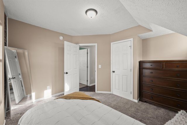 674 Stanley Avenue, Columbus, OH 43206