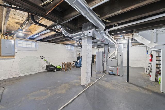 674 Stanley Avenue, Columbus, OH 43206