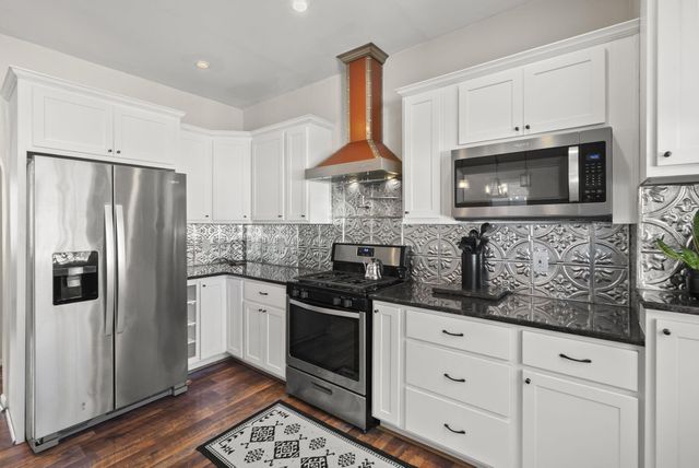 674 Stanley Avenue, Columbus, OH 43206