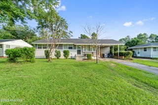 137 Bryan Boulevard, Havelock, NC 28532