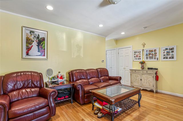 21-15 38th Street, Astoria, NY 11105