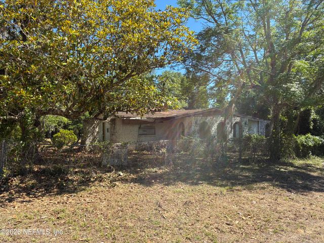 420 INTERLACHEN Boulevard, Interlachen, FL 32148